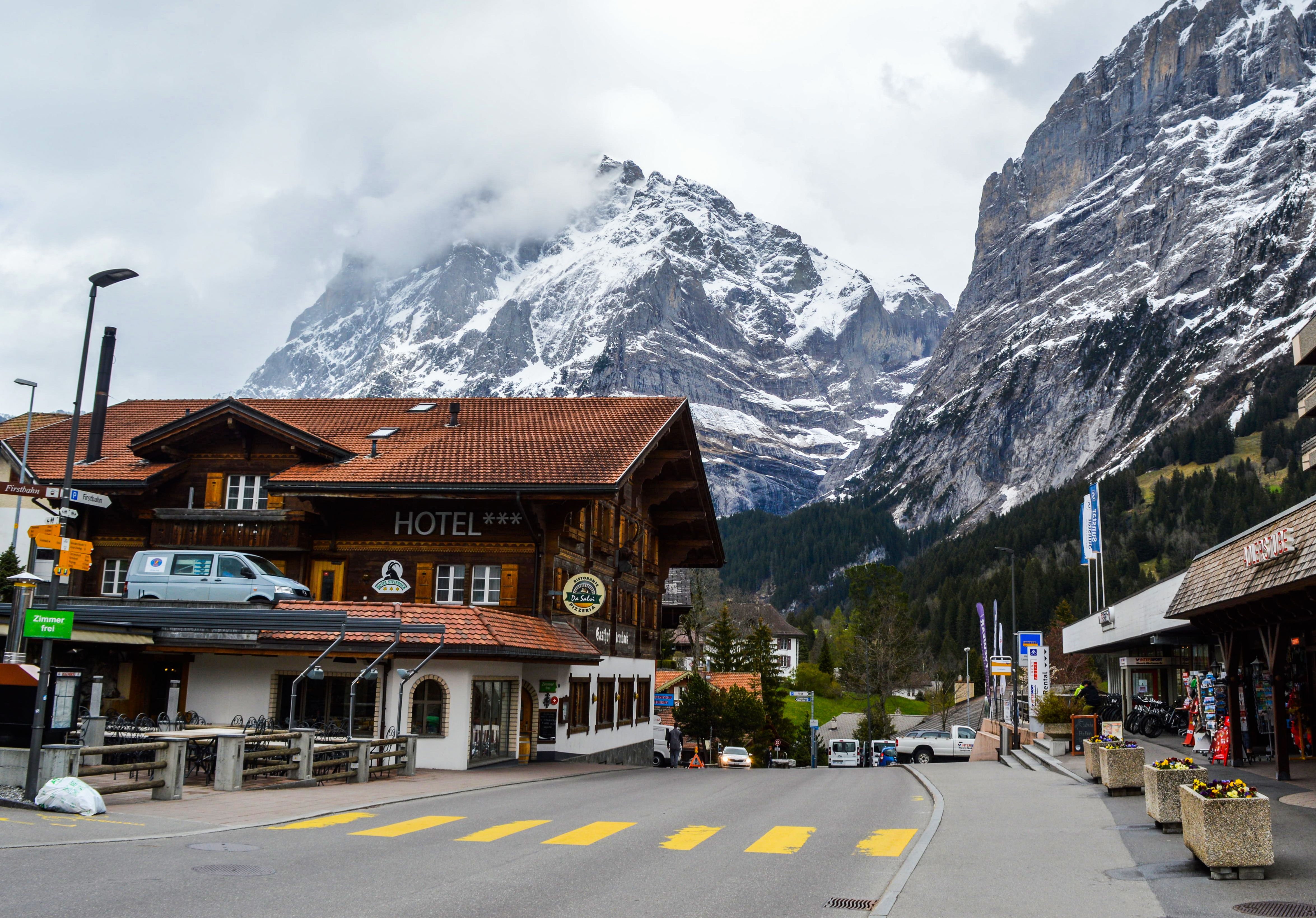 Hotel Rebstock Meiringen Complete Guide (Rooms, Breakfast, Parking)